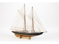 Billing Boats 1:100 Bluenose II -Wooden hull