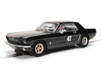 Scalextric Ford Mustang - Black and Gold 1:32