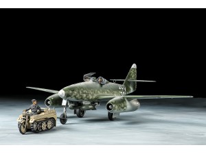 TAMIYA  1/48 Messerschmitt Me262 A-2a w/Kettenkraftrad